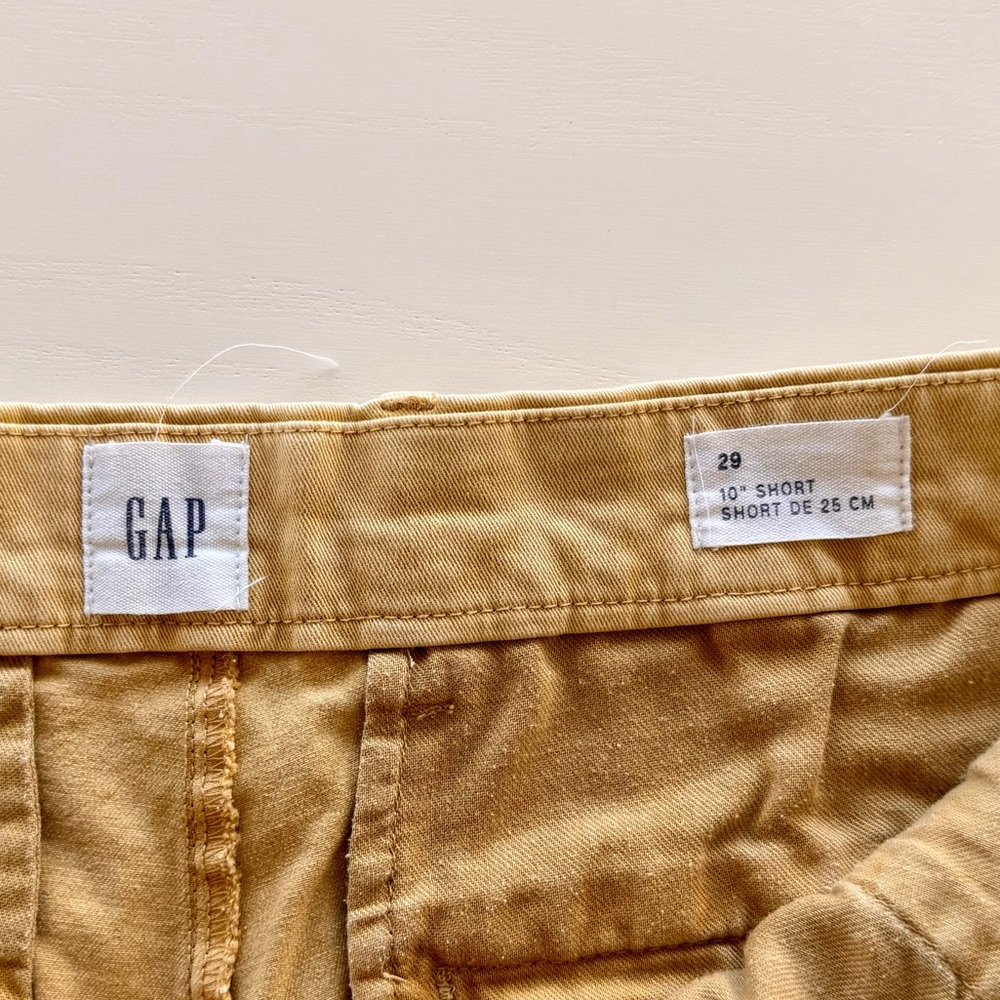 Womens casual Chino yellow 10 inch shorts - Picture 3 of 3